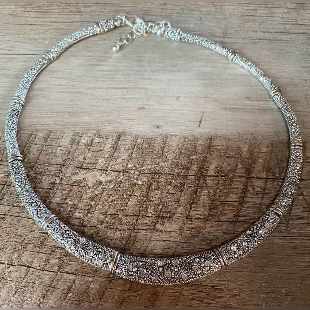 Silver Tone Rhinestone Collar Necklace Ornate Statement Lobster Clasp Women
